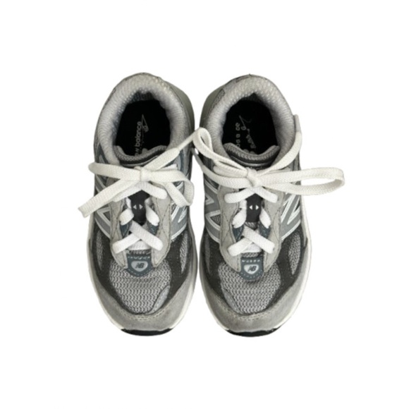 Toddler New Balance 990v6 Grey Sneakers 8 - Picture 2 of 8